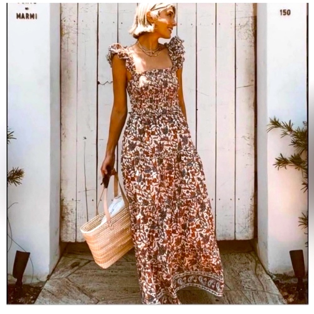 House of Harlow 1960 Open Tie Back
Maxi Dress Size Small